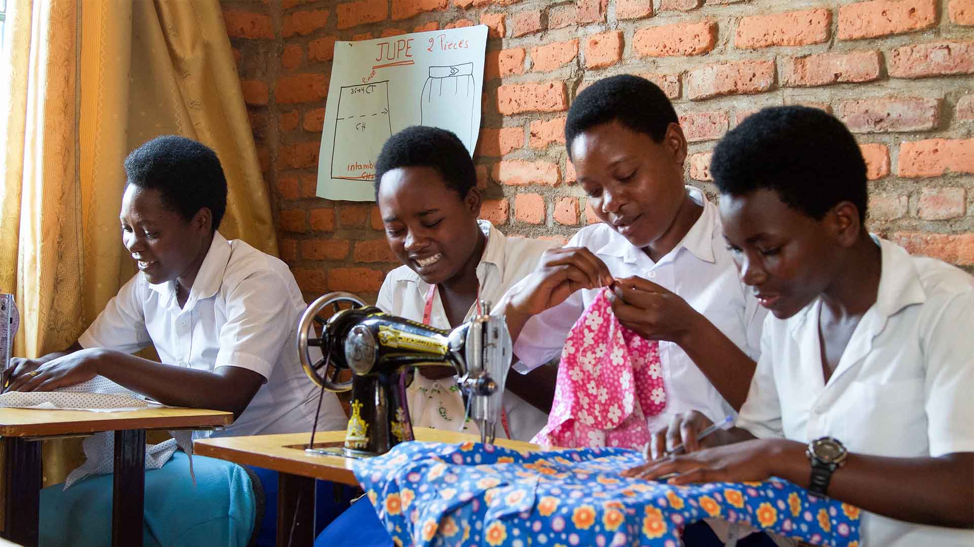 Rwanda Action <br></noscript> Founder – CEO Transition 